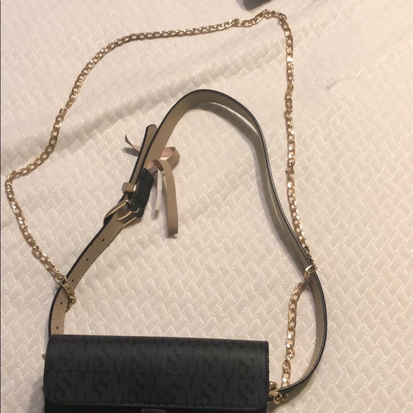Steve Madden Belt Bag - Picture 3 of 5